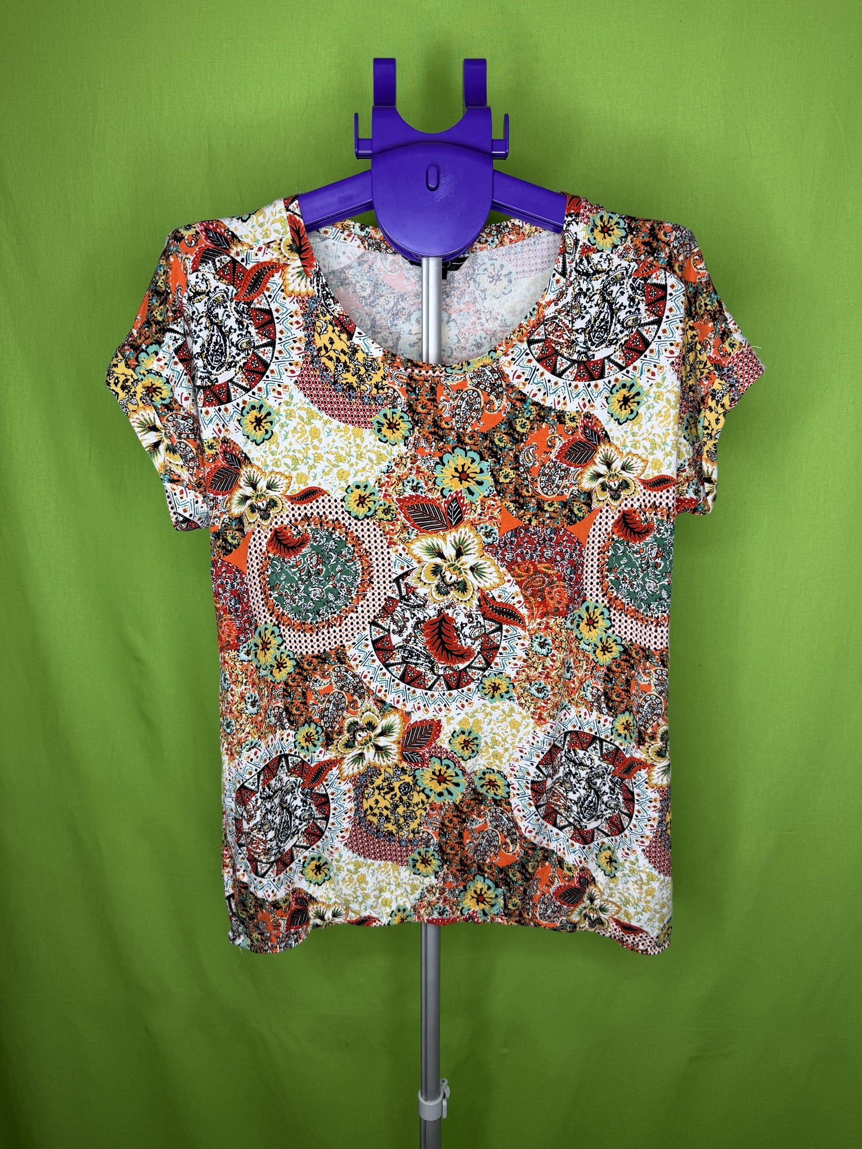 NED Patchwork Virágos Póló