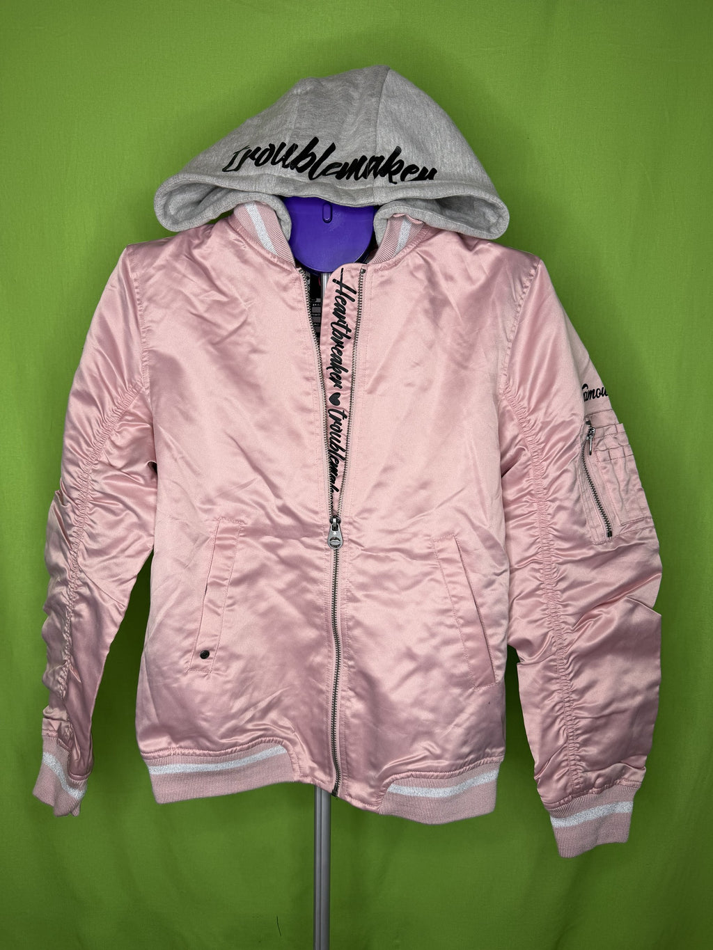 Famous Heartbreaker Troublemaker Bomber Dzseki – Rózsaszín | 170-176