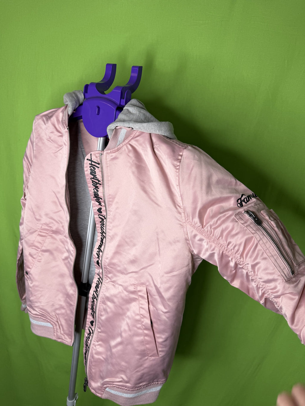 Famous Heartbreaker Troublemaker Bomber Dzseki – Rózsaszín | 170-176