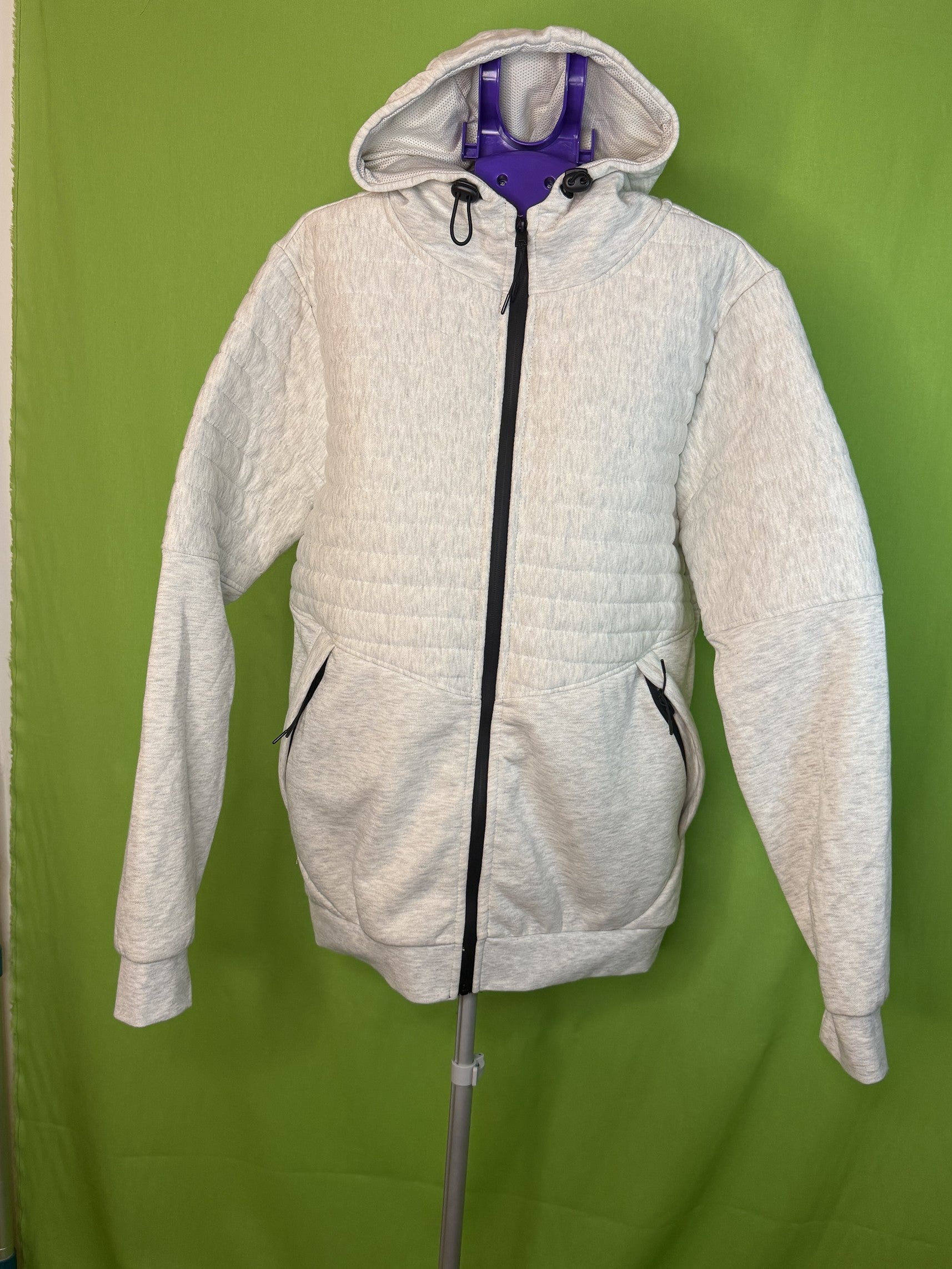 Chapter Sport Essentials Cipzáras Hoodie