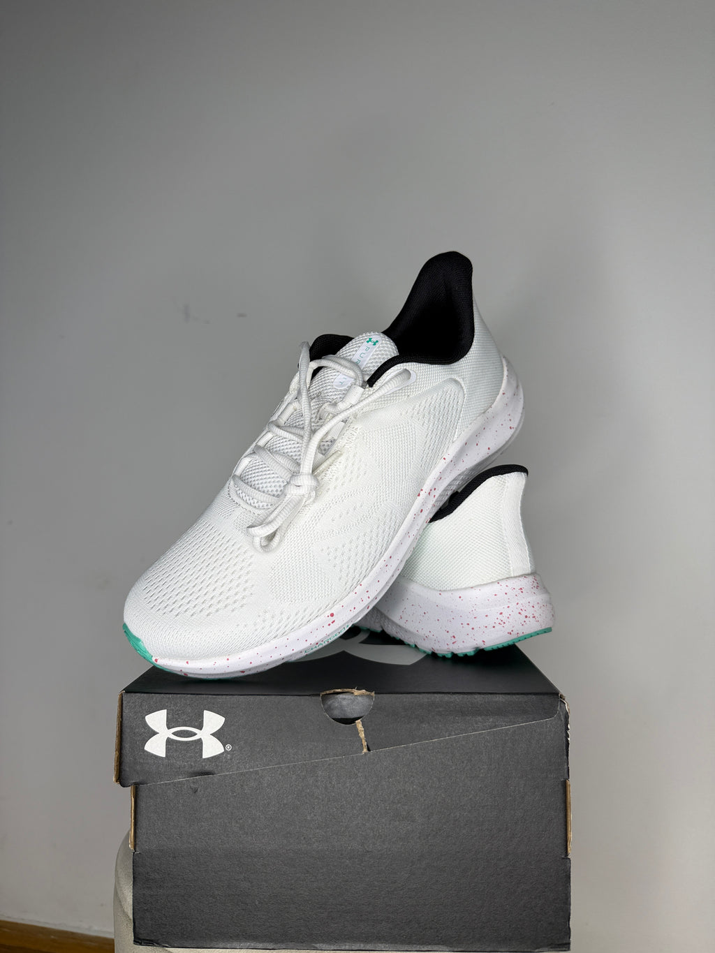 Under Armour UA Charged Pursuit 4 BL férfi futócipő