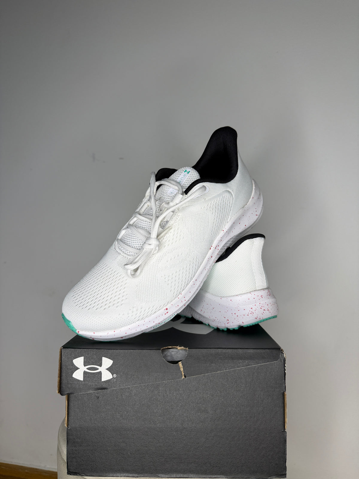 Under Armour UA Charged Pursuit 4 BL férfi futócipő