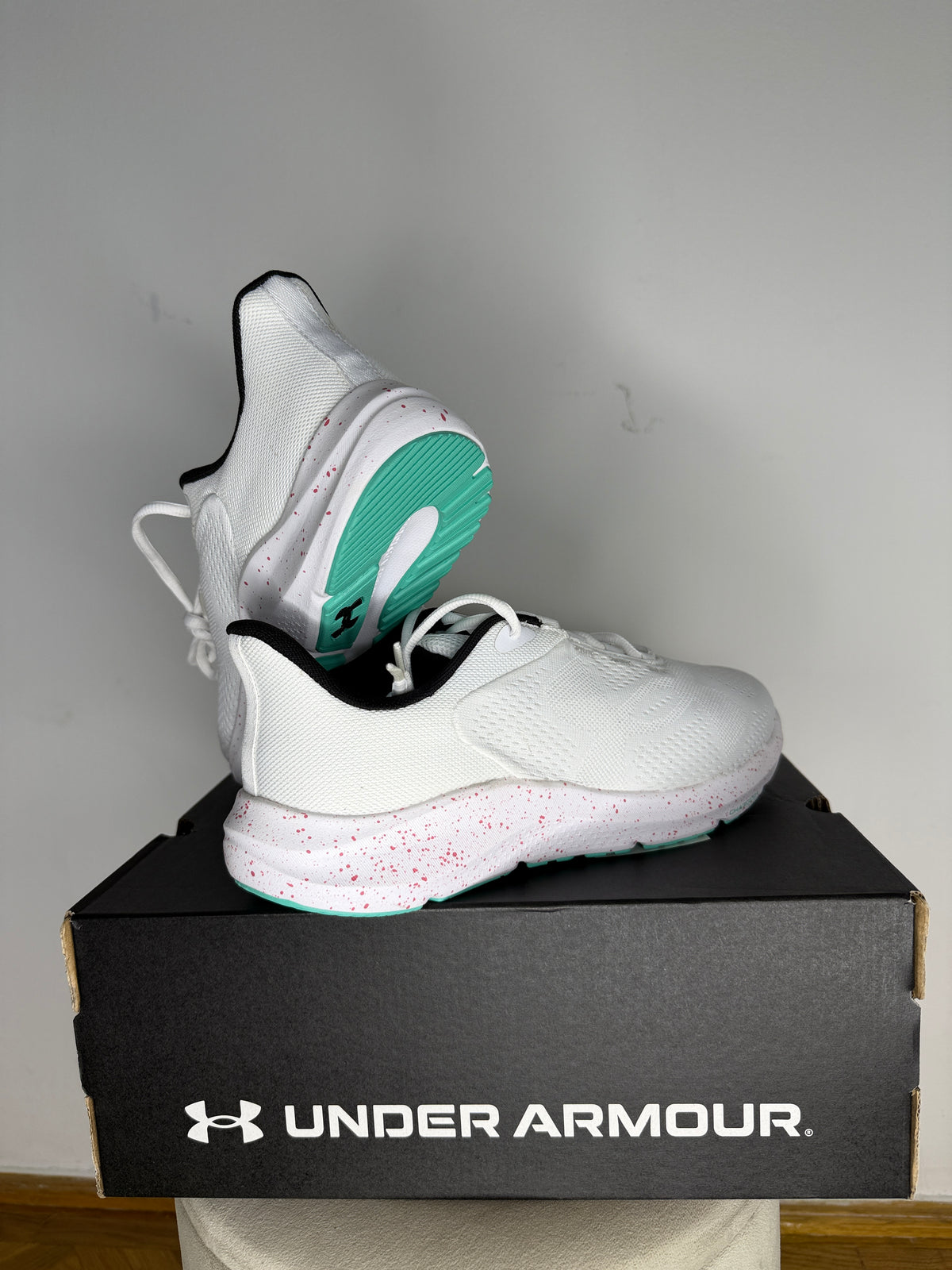 Under Armour UA Charged Pursuit 4 BL férfi futócipő
