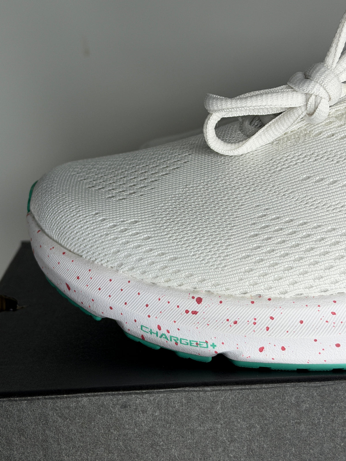 Under Armour UA Charged Pursuit 4 BL férfi futócipő