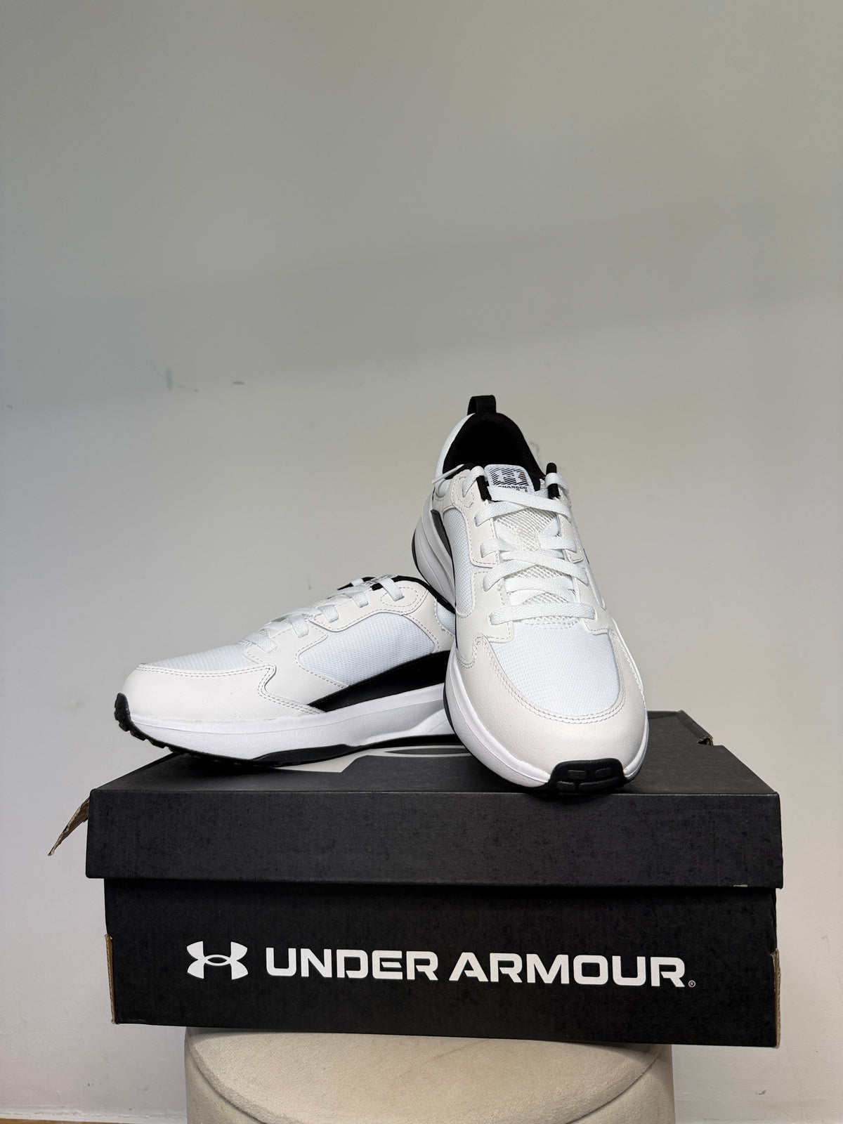 Under Armour Charged Edge férfi sportcipő