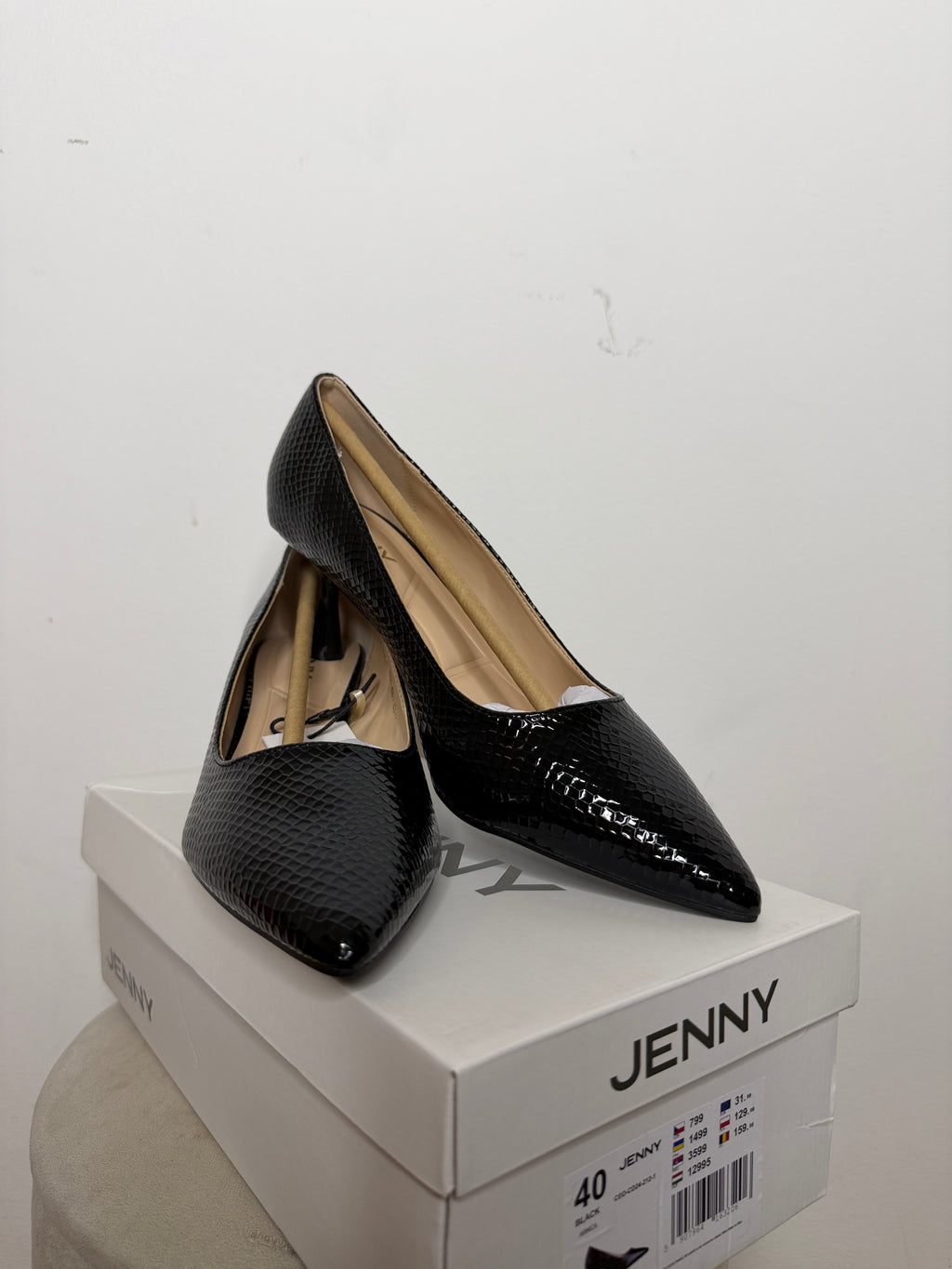 Jenny Fairy Black Arnica fekete női alkalmi cipő, EU 40 – új, dobozos