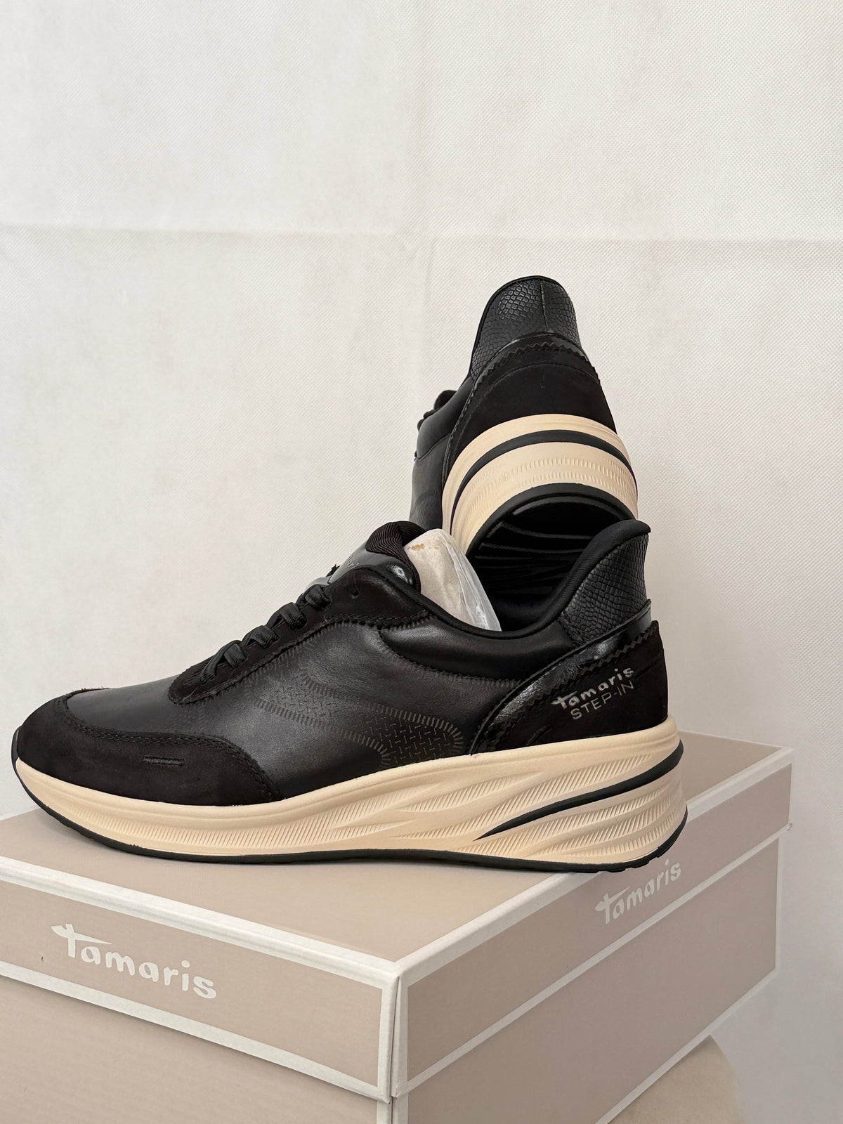 Tamaris Step-In fekete női sportcipő – 38