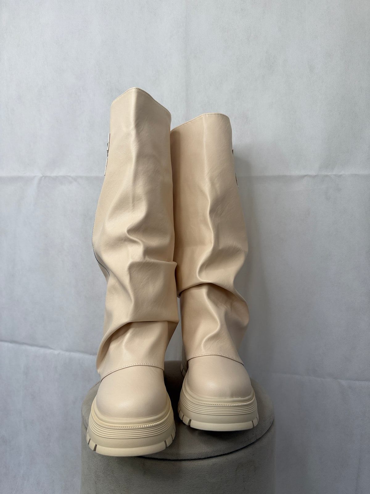 SHEIN bézs, csatos női csizma – 38